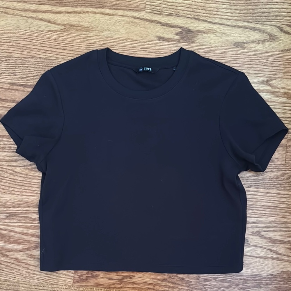 CUTS Black Women's Crop Top